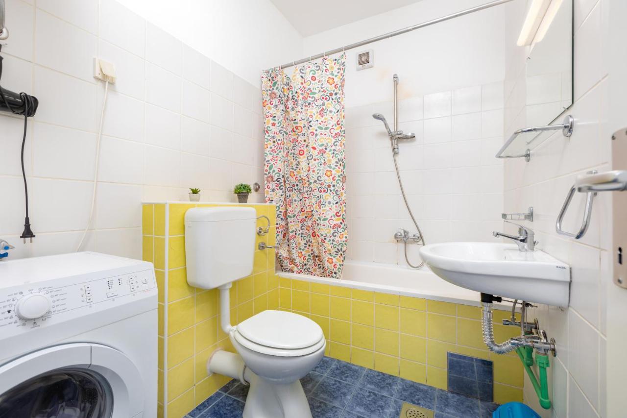 Apartman Leona Daire Vrbnik Dış mekan fotoğraf